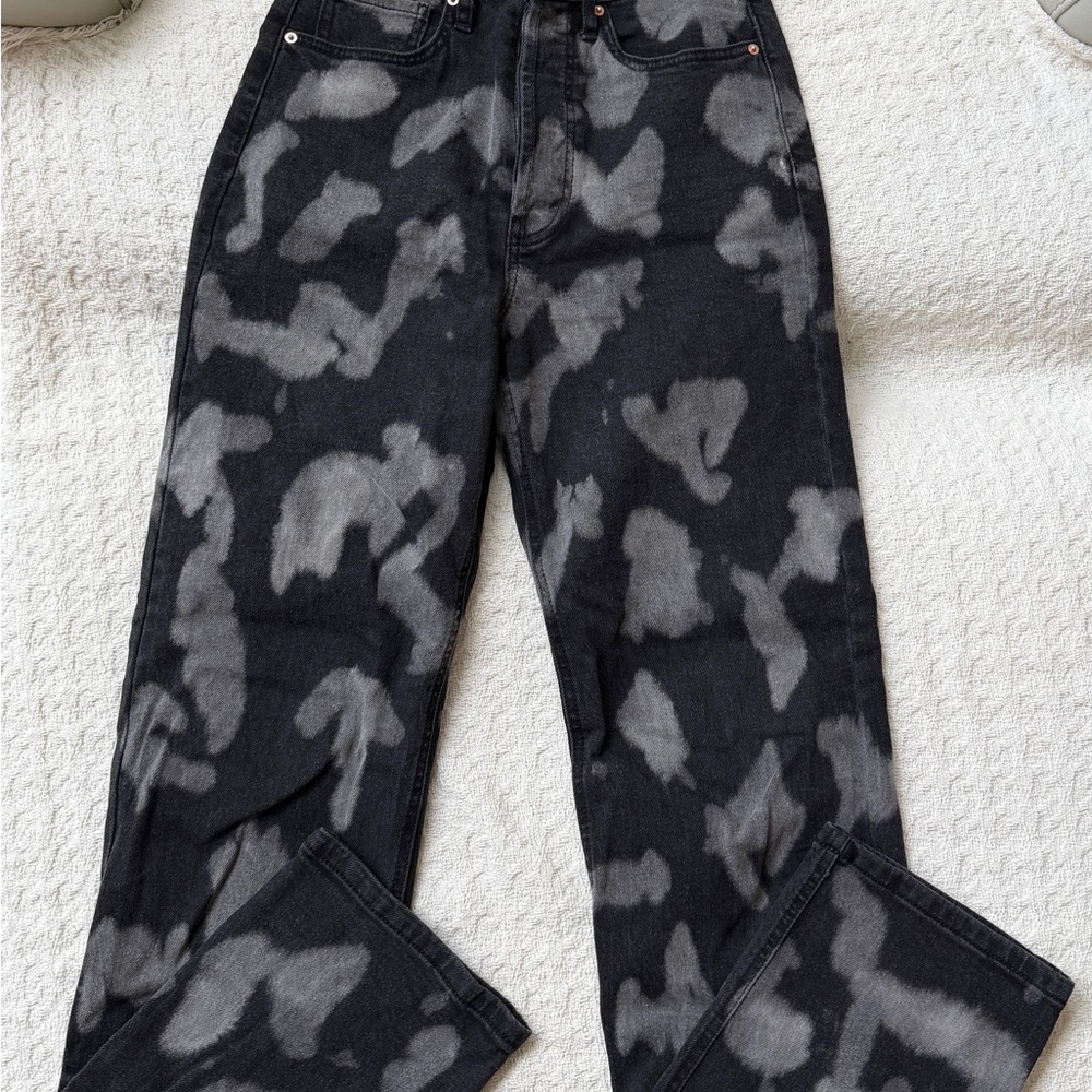 Women’s Black and Gray Acid Wash Straight Leg Jeans